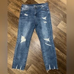 Boutique Women’s Distressed Boyfriend Blue Jeans
